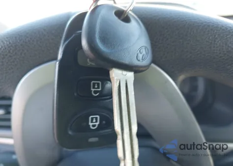 2020 Hyundai Elantra Sel z USA, uszkodzony, nr VIN 5NPD84LF0LH623322